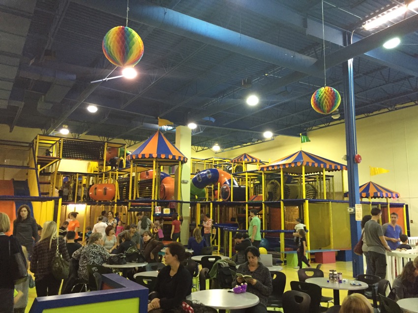 RécréOFUN indoor family activities near Quebec City