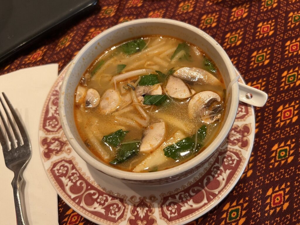 Chinese-style soup served in Quebec City