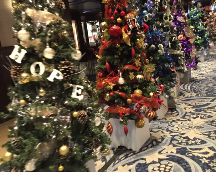Christmas decorations in Quebec City